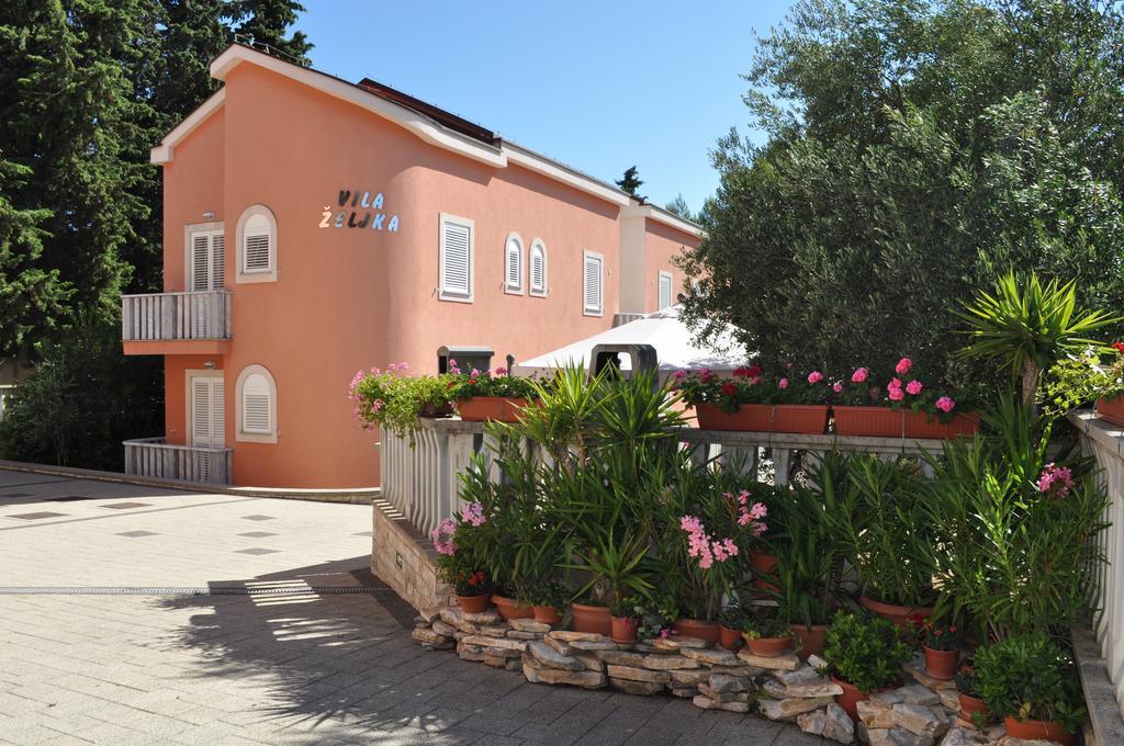 Apartments Sulekic Sveti Filip i Jakov Exterior foto